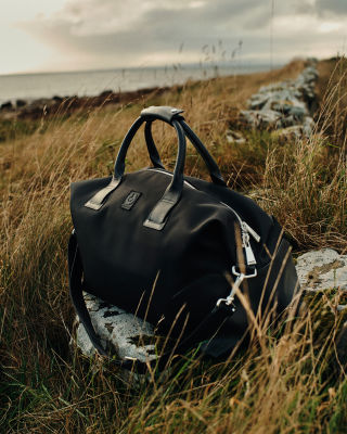Ronson Weekender Bag in Black.
